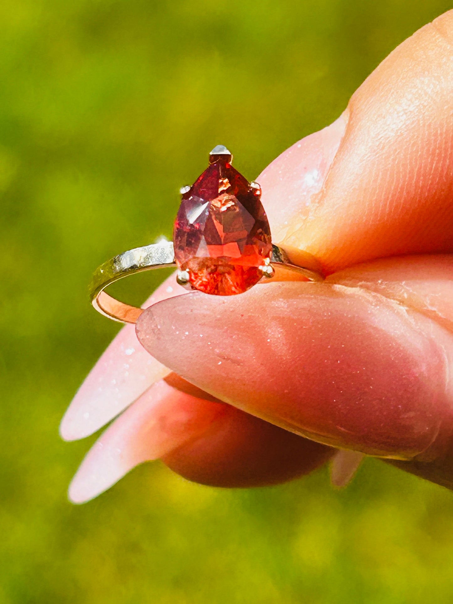 Red Oregon Sunstone Ring 1.7 Ct Pear
