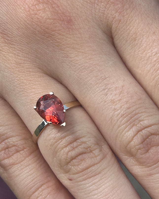 Red Oregon Sunstone Ring 1.7 Ct Pear