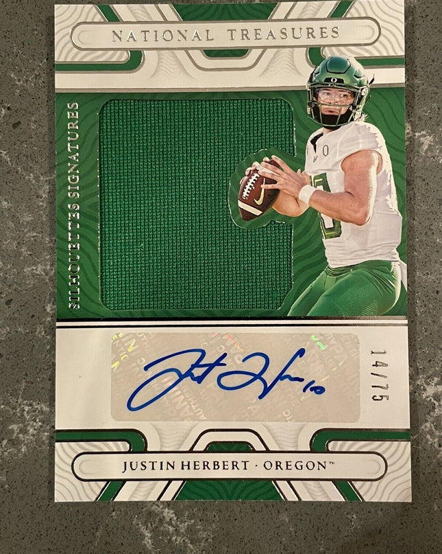 2022 Panini National Treasures Justin Herbert Patch Auto 14/75 Oregon
