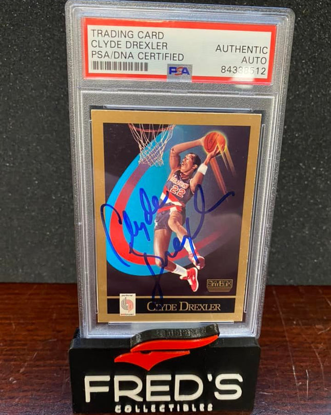 CLYDE DREXLER -  1990 SKYBOX - AUTHENTIC AUTO - PSA/DNA CERTIFIED