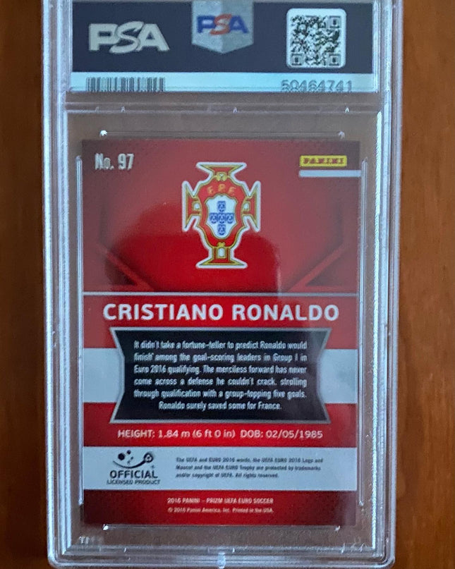 Cristiano Ronaldo - 2016 Panini Prizm UEFA 97 - PSA10